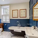 5 Bed In Harrogate Oc-83892 Ferienhaus *