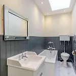 5 Bed In Harrogate Oc-83892 * Arlington