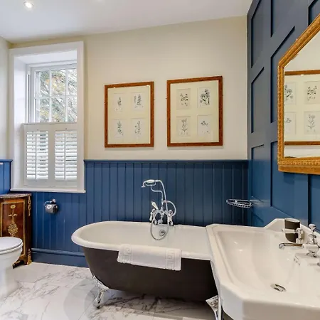 5 Bed In Harrogate Oc-83892 Vakantiehuis *