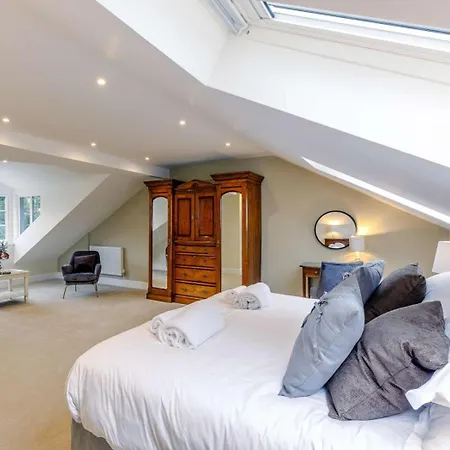 5 Bed In Harrogate Oc-83892 Vakantiehuis *