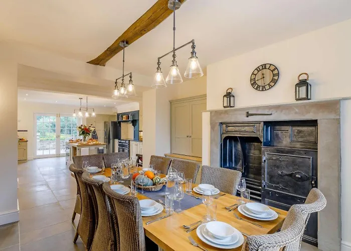 5 Bed In Harrogate Oc-83892 * Bishop Thornton