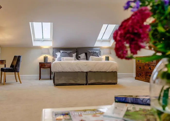 5 Bed In Harrogate Oc-83892 *