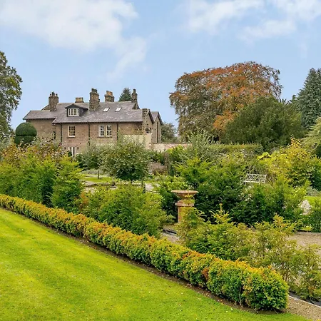 5 Bed In Harrogate Oc-83892 * Bishop Thornton